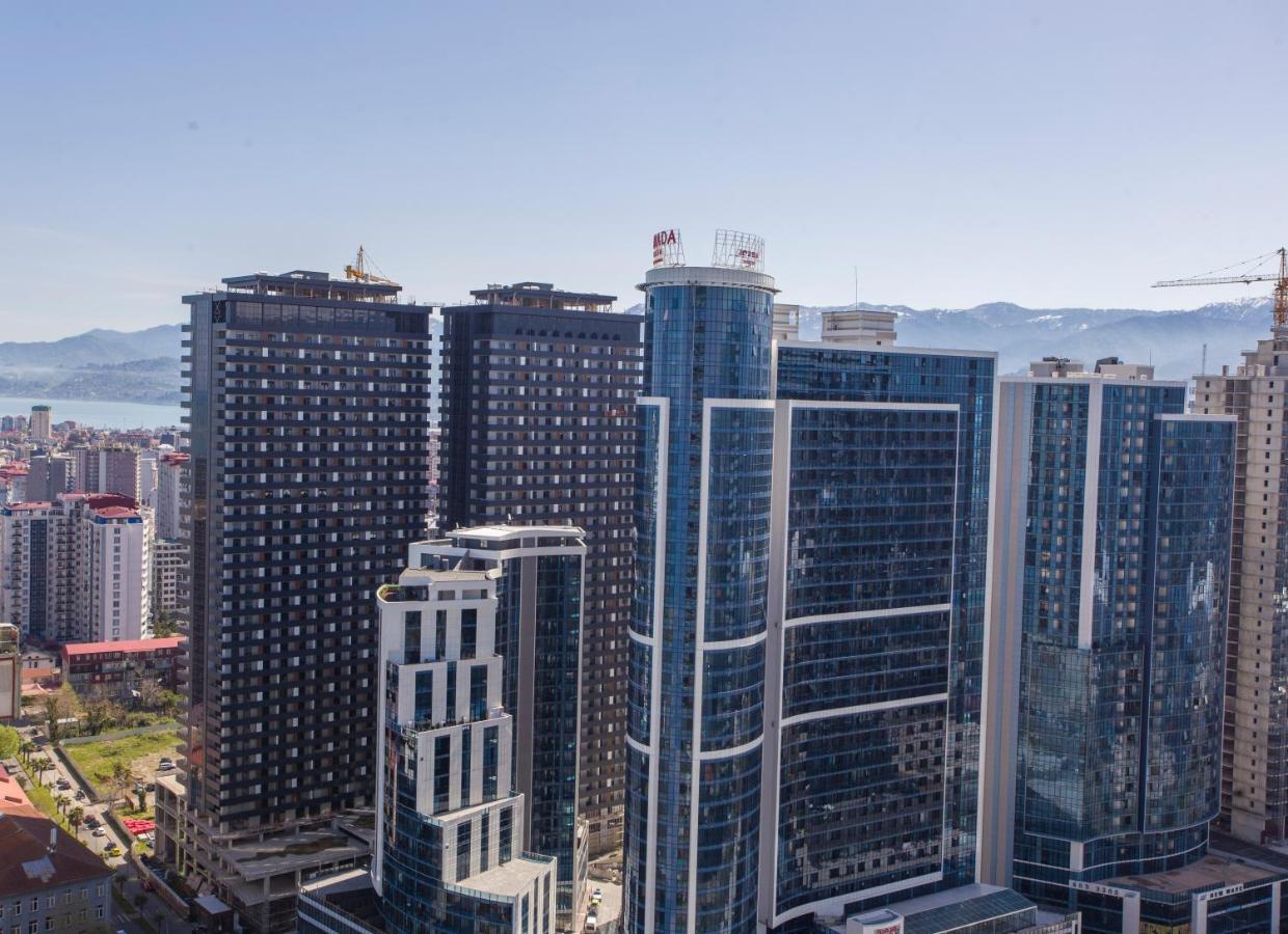 Сozy Apartment In Orbi City Батуми Екстериор снимка
